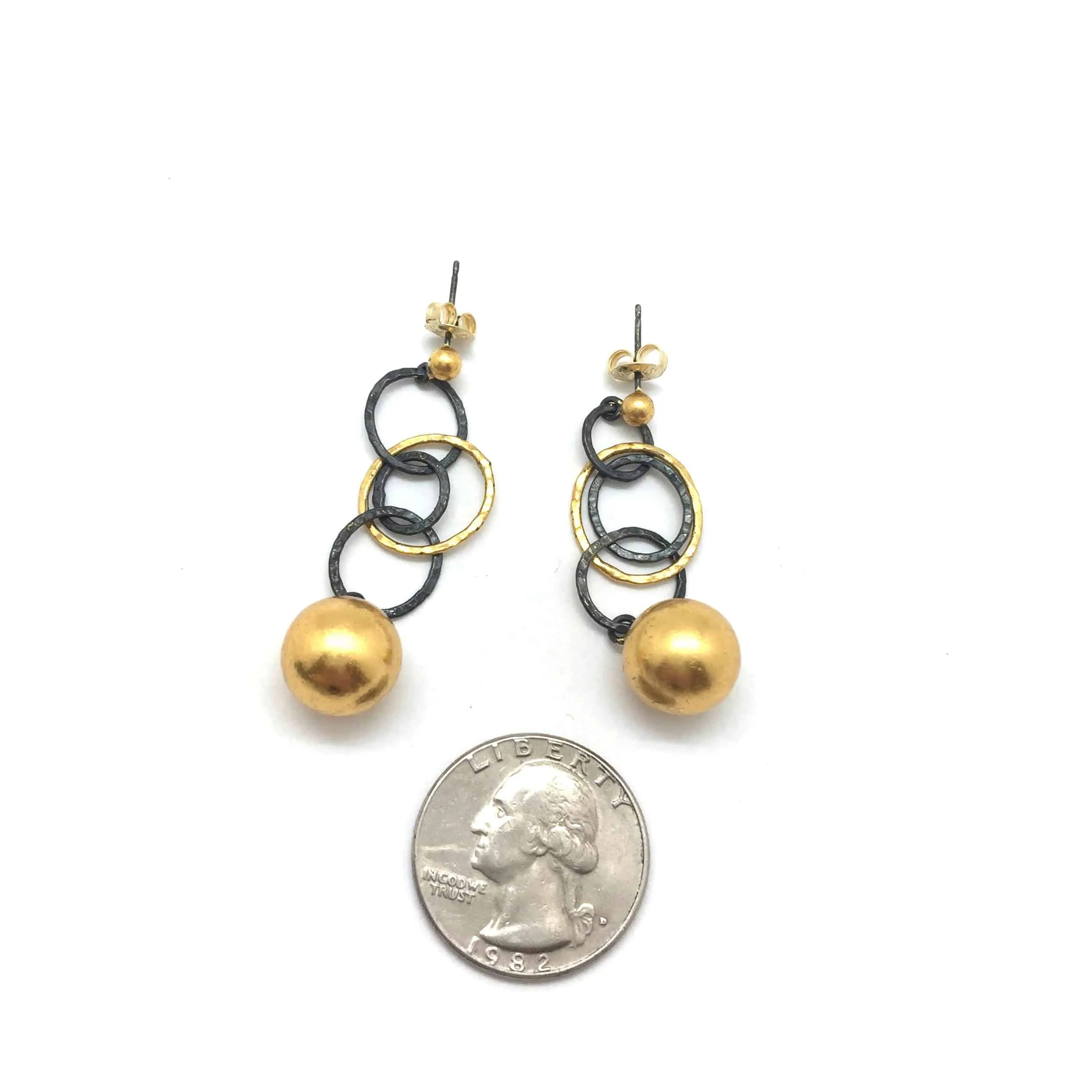 Link Earrings - Short