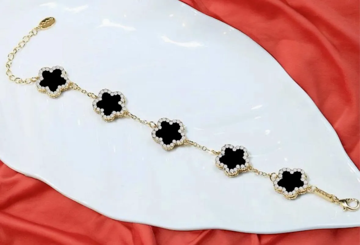 RHINESTONE CLOVER Bracelet (black)